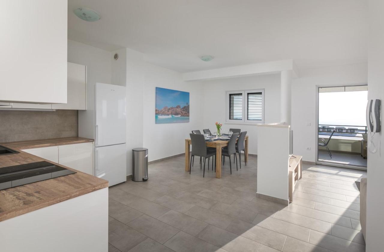 The View & Art Gallery Apartment, Free Parking *